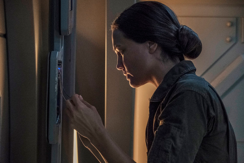 Melba/Clarissa is on a one-woman crusade to take down Holden, collateral damage be damned.